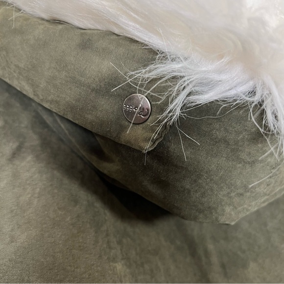 Olive Green Hooded Women's Coat with soft shearling lining & Faux Fur hood trim - Picture 5 of 5